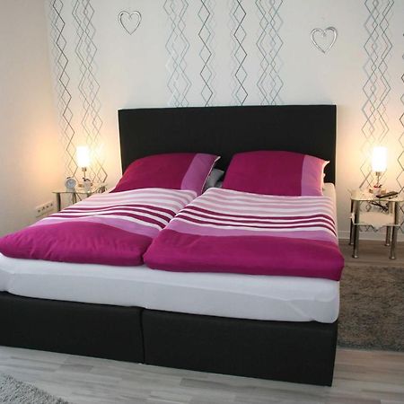 Ferienwohnung Spatzennest In อีเดสไฮม์ ภายนอก รูปภาพ
